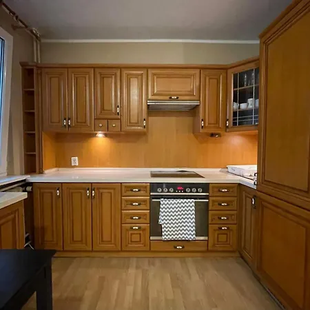 Nubira Wzgorze * グディニャ